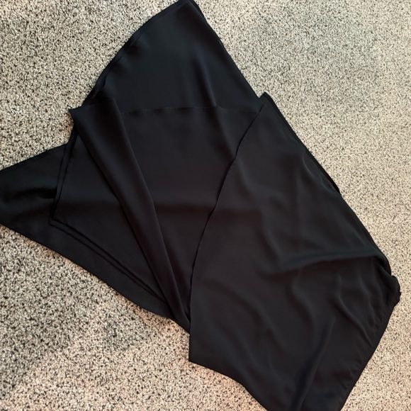 Chico’s Design maxi skirt in black polyester size 1 but runs very large - Picture 6 of 10